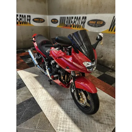 KAWASAKI ZR7S 750