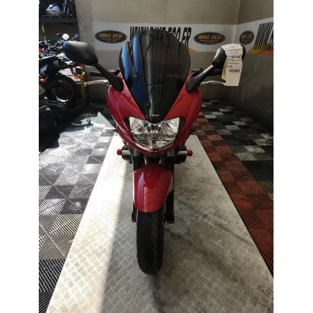 KAWASAKI ZR7S 750