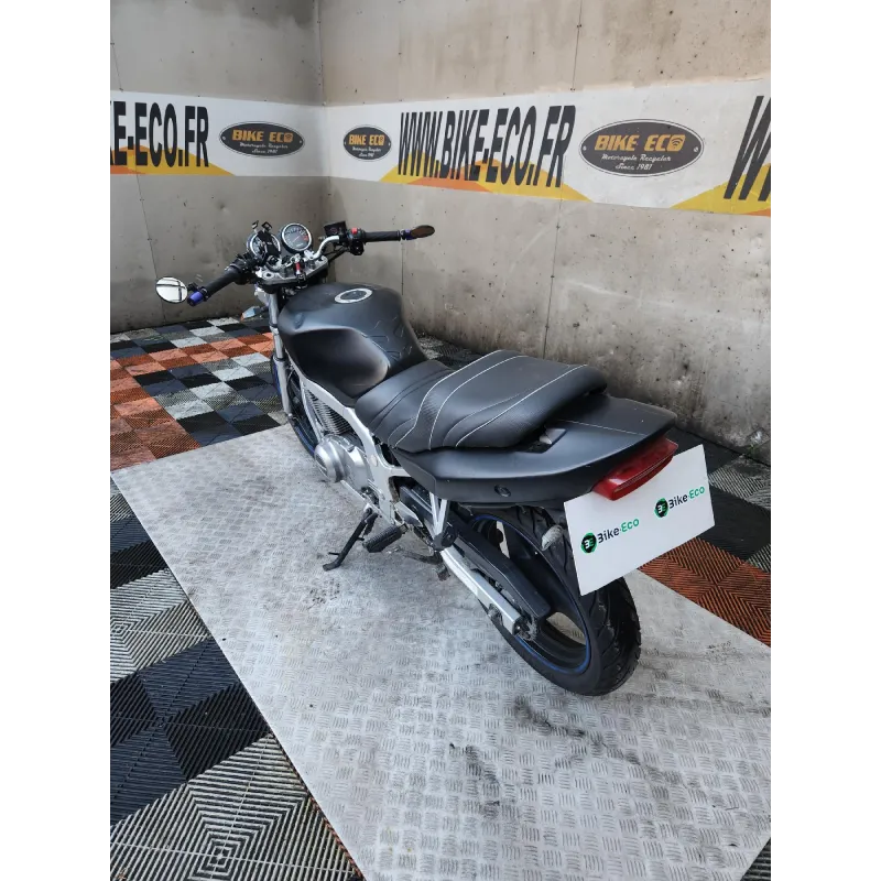 SUZUKI GSE 500
