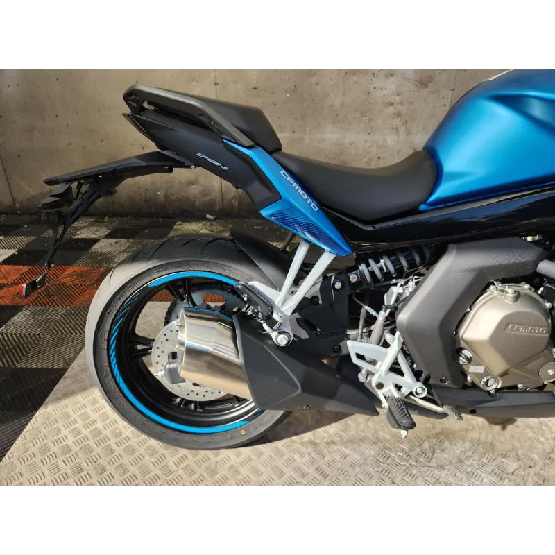 CFMOTO CF 400 GT