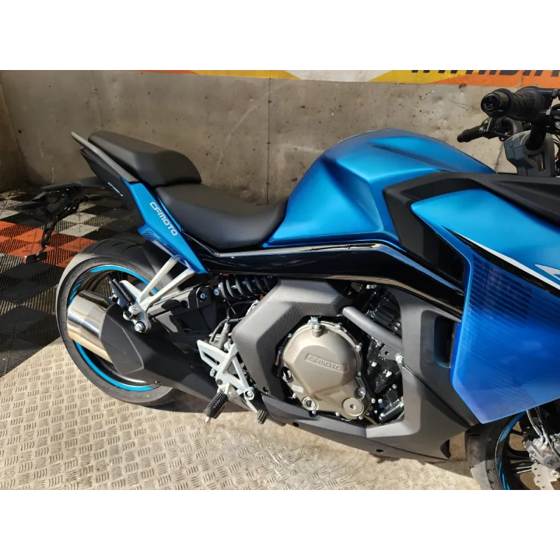 CFMOTO CF 400 GT