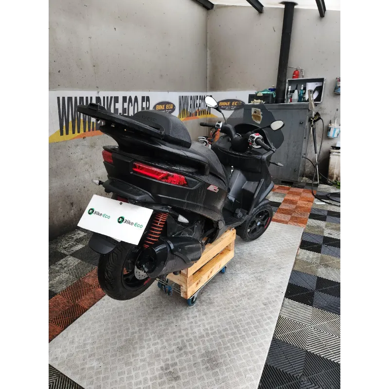 PIAGGIO MP3 350 LT .