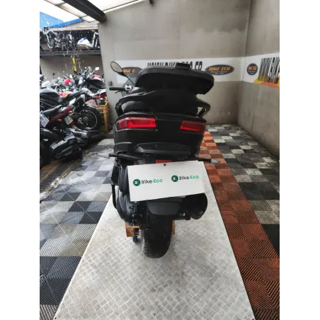 PIAGGIO MP3 350 LT .