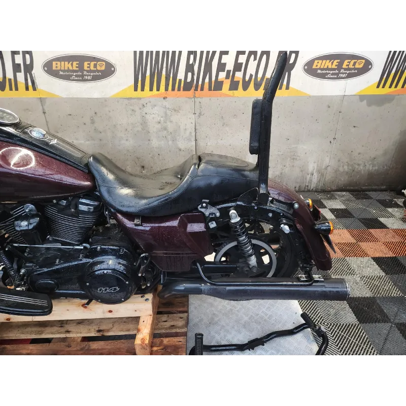 HARLEY DAVIDSON FLHRXS 1868 ROAD KING