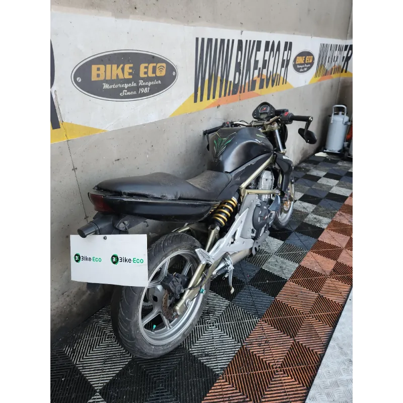 KAWASAKI ER 650 N