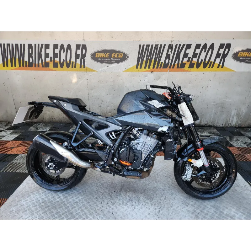 KTM 990 DUKE