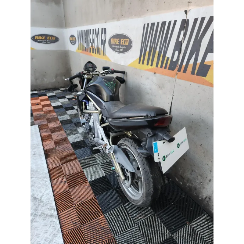 KAWASAKI ER 650 N