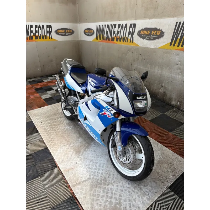 SUZUKI RGV 250 SP