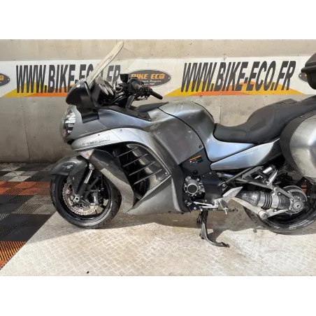 KAWASAKI 1400 GTR