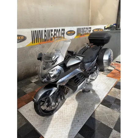 KAWASAKI 1400 GTR