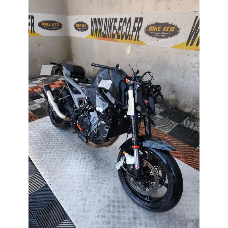KTM 990 DUKE