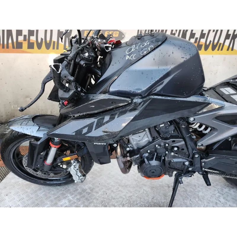 KTM 990 DUKE
