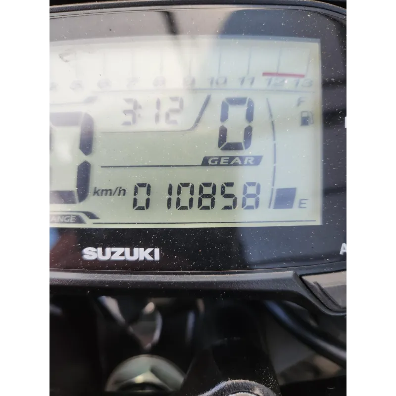 SUZUKI GSXS 125