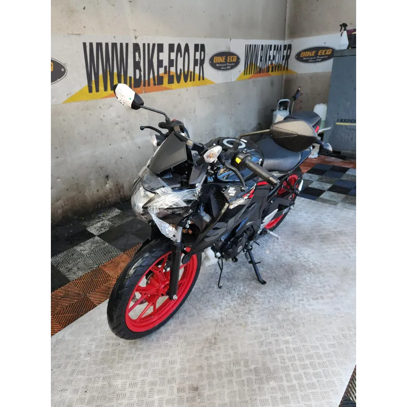 SUZUKI GSXS 125
