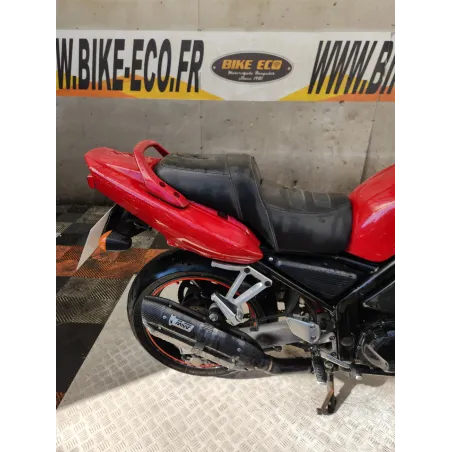 YAMAHA FZS 600 FAZER