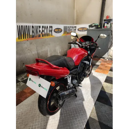 YAMAHA FZS 600 FAZER