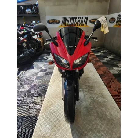 YAMAHA FZS 600 FAZER