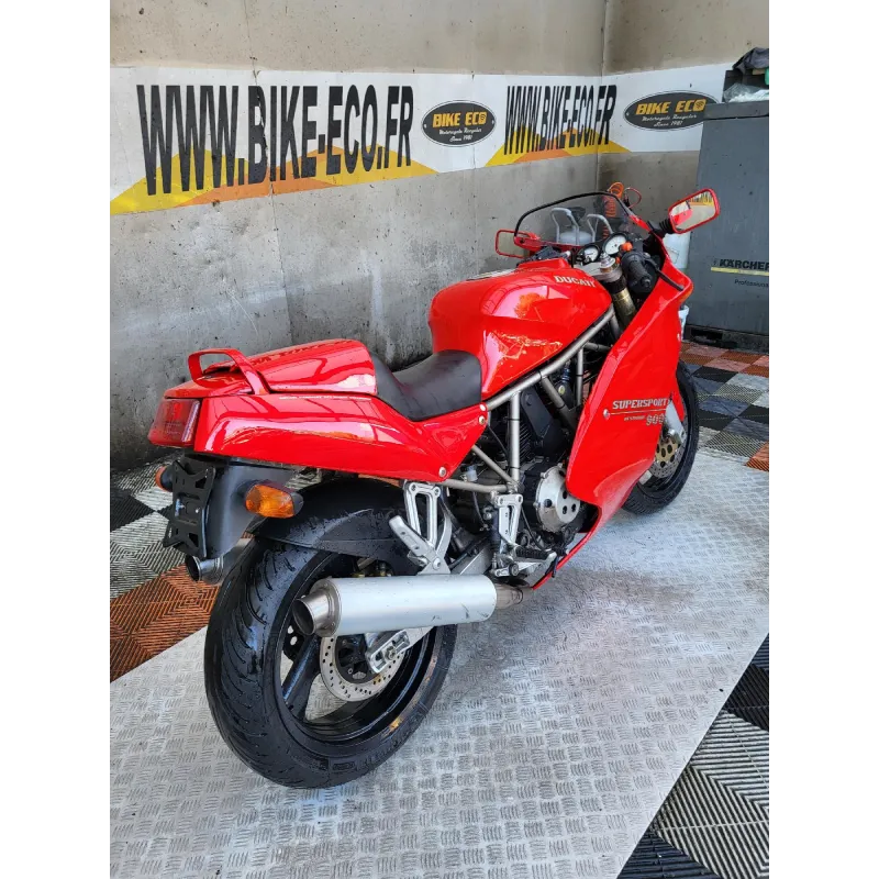 DUCATI 900 SS