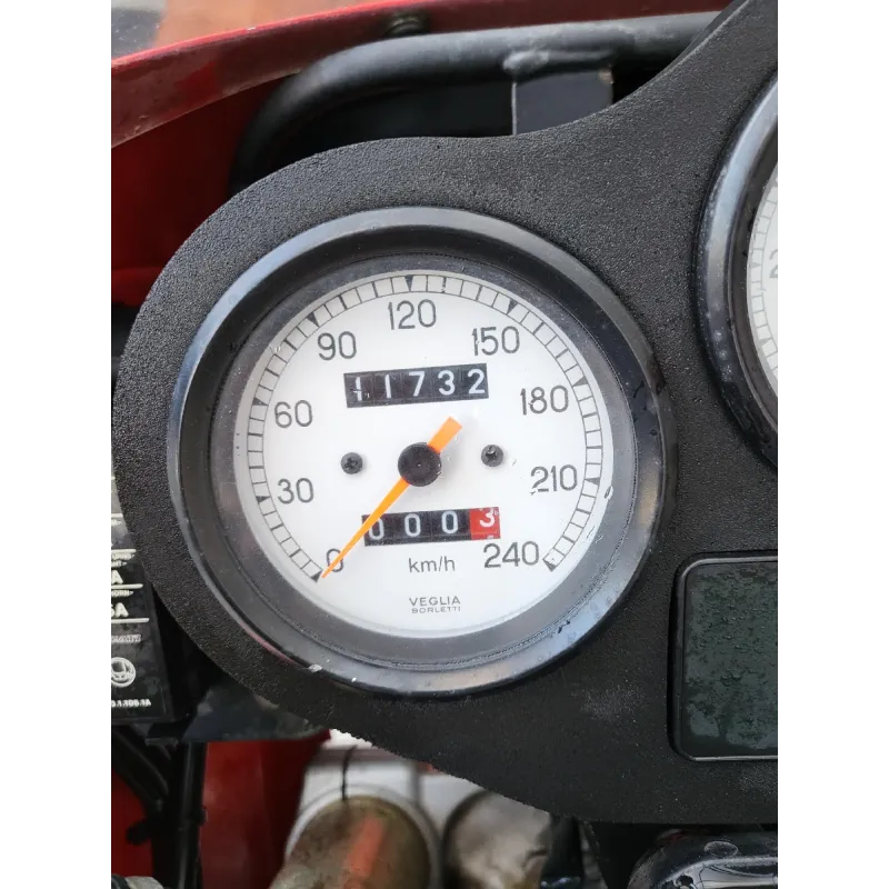 DUCATI 900 SS
