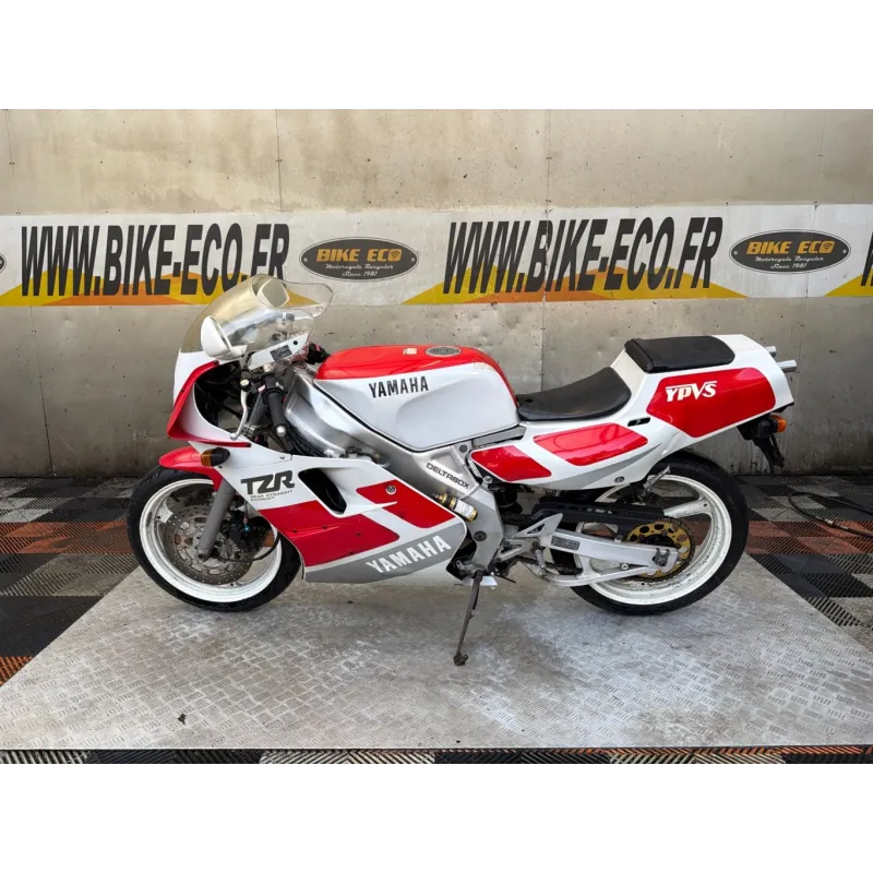 YAMAHA TZR 250