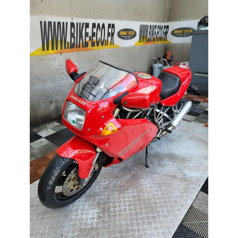 DUCATI 900 SS