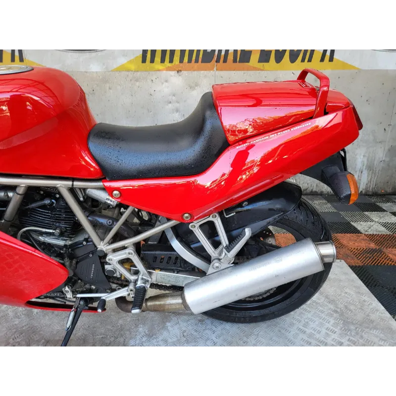 DUCATI 900 SS