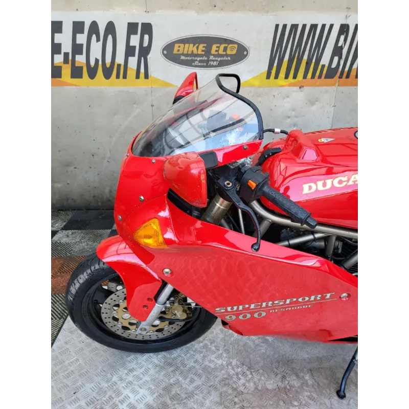 DUCATI 900 SS