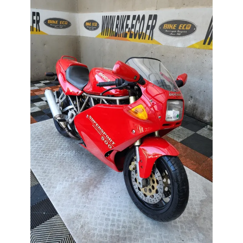 DUCATI 900 SS