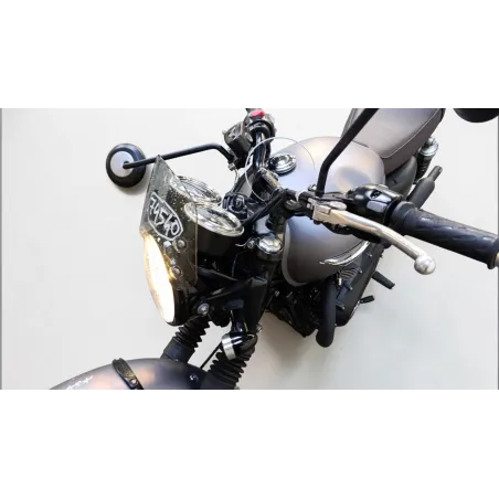TRIUMPH BONNEVILLE 1200