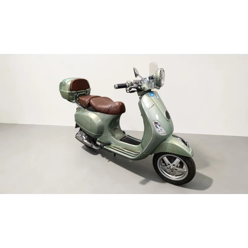 PIAGGIO LXV 125 VESPA