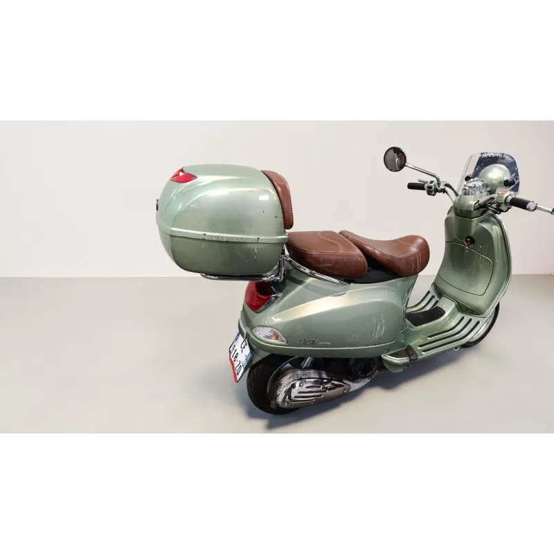 PIAGGIO LXV 125 VESPA