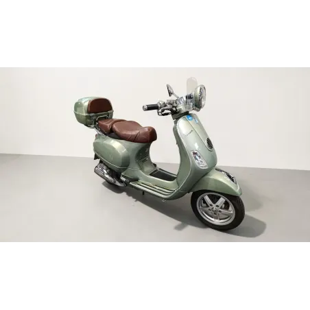 PIAGGIO LXV 125 VESPA