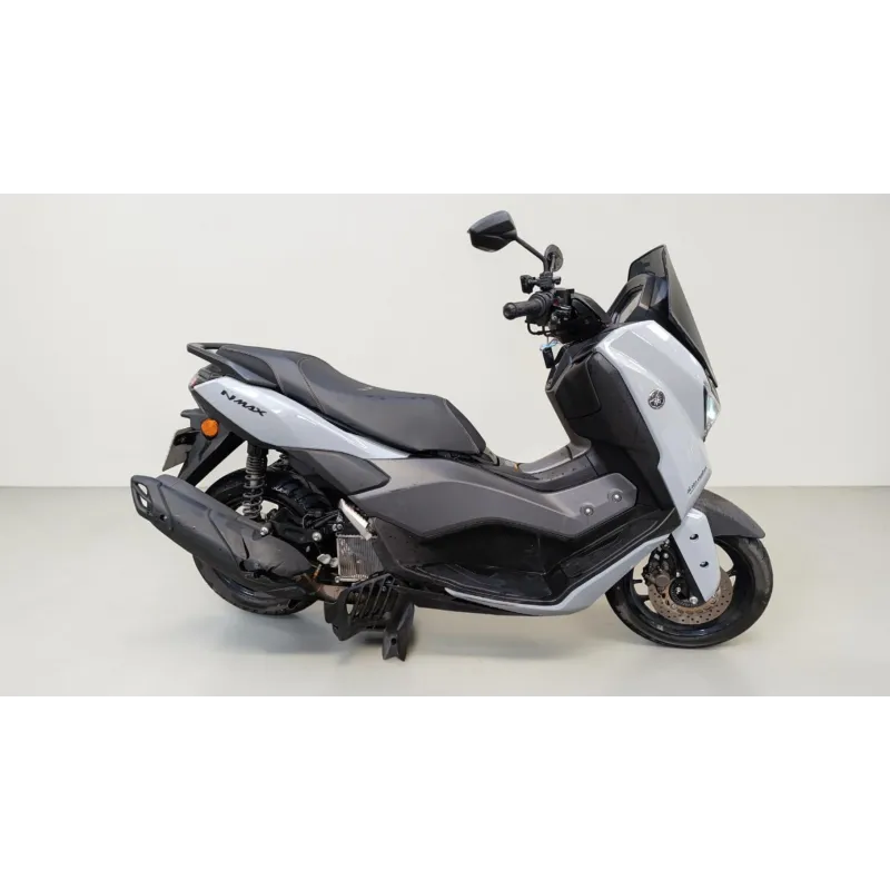 YAMAHA NMAX 125