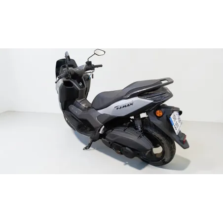 YAMAHA NMAX 125