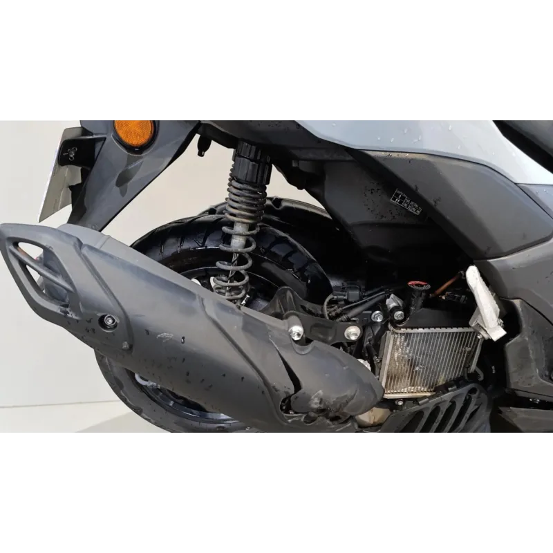 YAMAHA NMAX 125