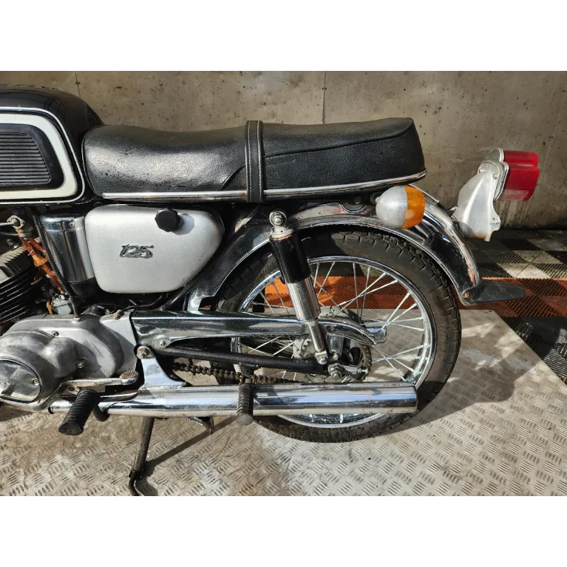 YAMAHA AS 1 125
