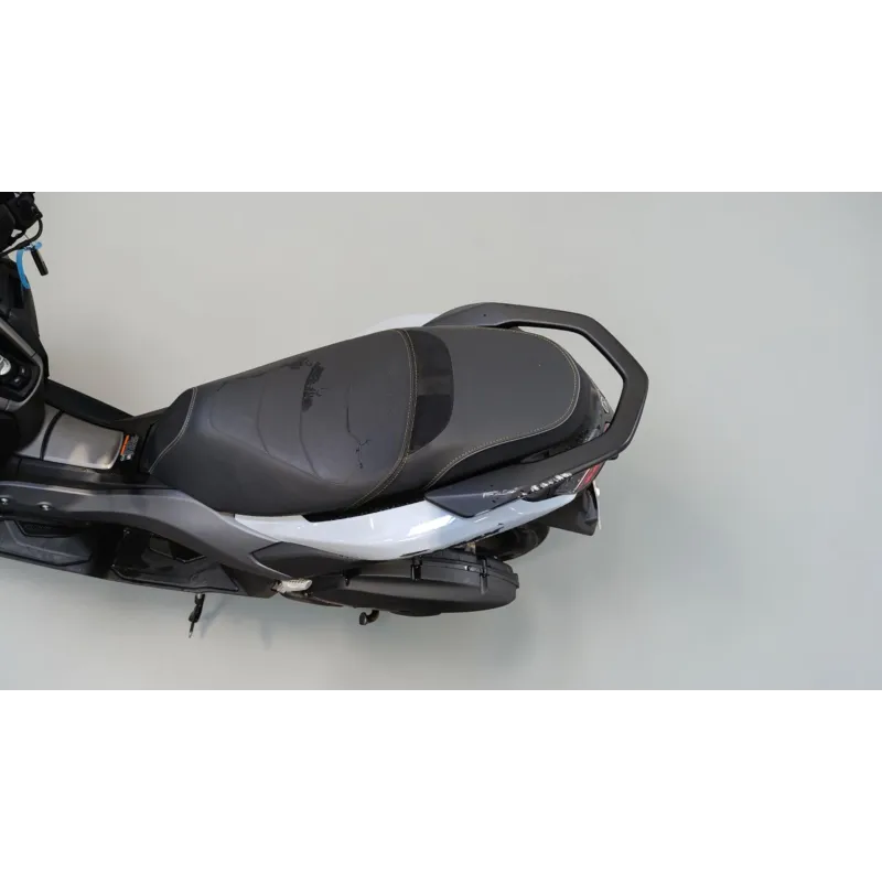 YAMAHA NMAX 125