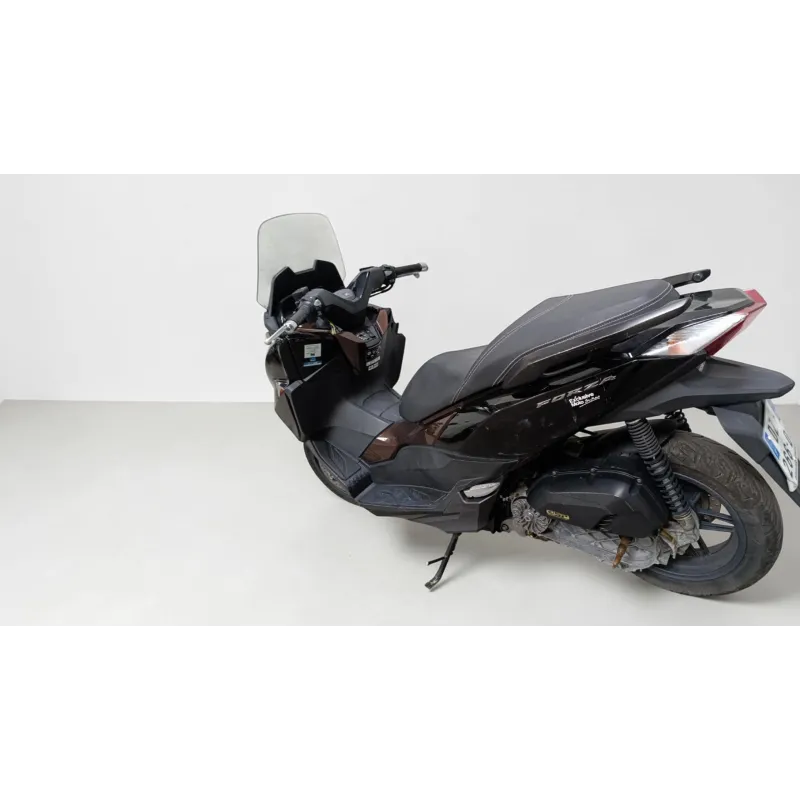 HONDA FORZA 125