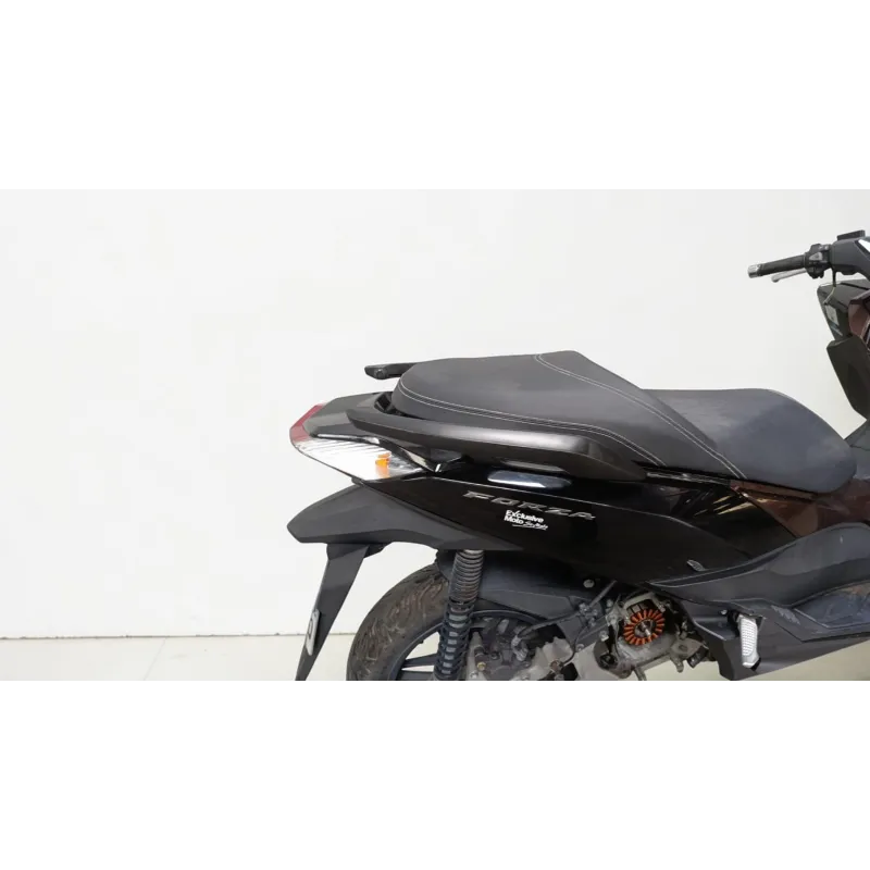 HONDA FORZA 125