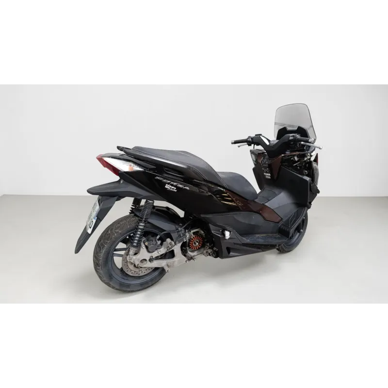 HONDA FORZA 125