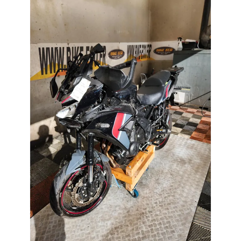 KAWASAKI VERSYS 650