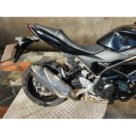 SUZUKI SV 650 N .