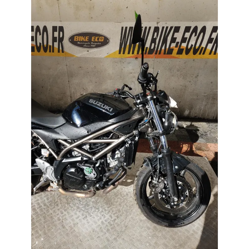 SUZUKI SV 650 N .