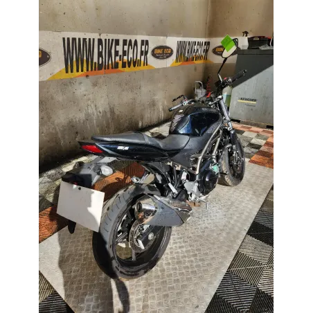 SUZUKI SV 650 N .
