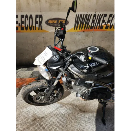 SUZUKI SV 650 N .