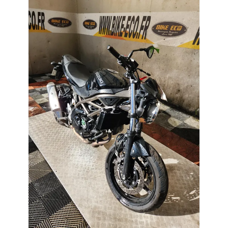 SUZUKI SV 650 N .