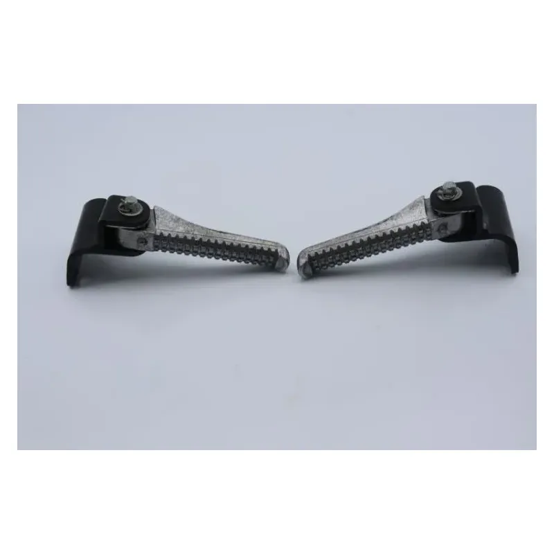 Repose pieds arriere droit PIAGGIO NRG POWER 50 2004 - 2017