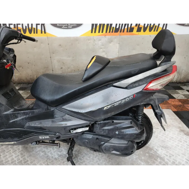 SYM GTS 300