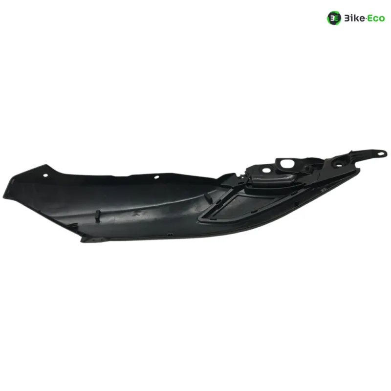 Cache carenage coque arriere YAMAHA GPD 125 2021-2024 NMAX