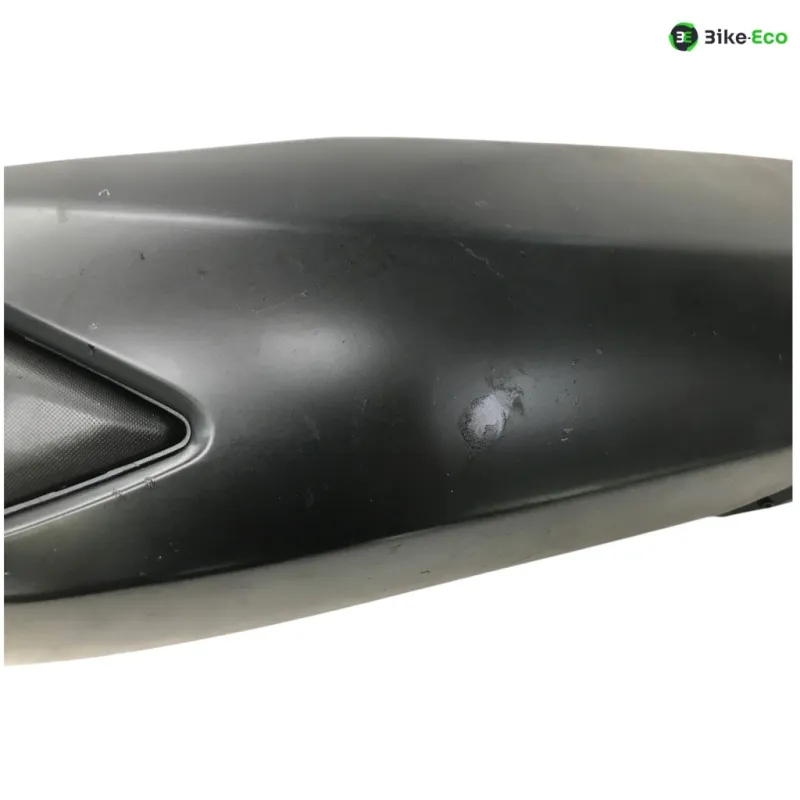 Cache carenage coque arriere YAMAHA GPD 125 2021-2024 NMAX